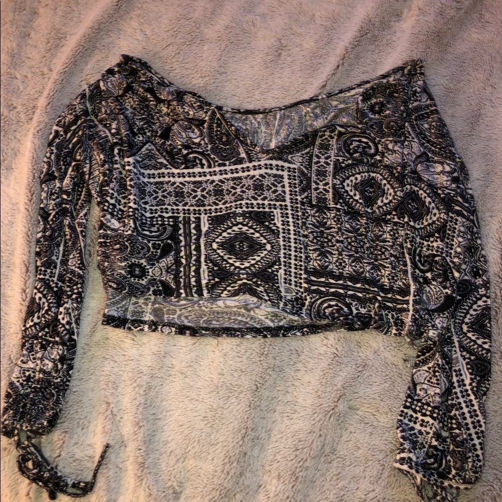 Off shoulder boutique shop crop top